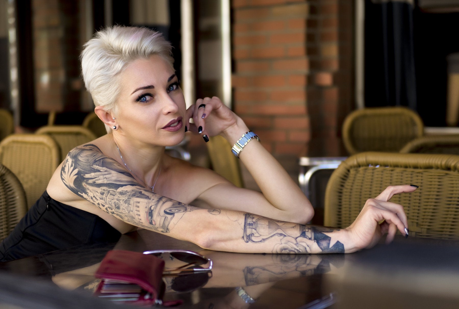 Sexy Tattooed Women Use Inked Ritual Tattoo Care To Stop Tattoo Fading 